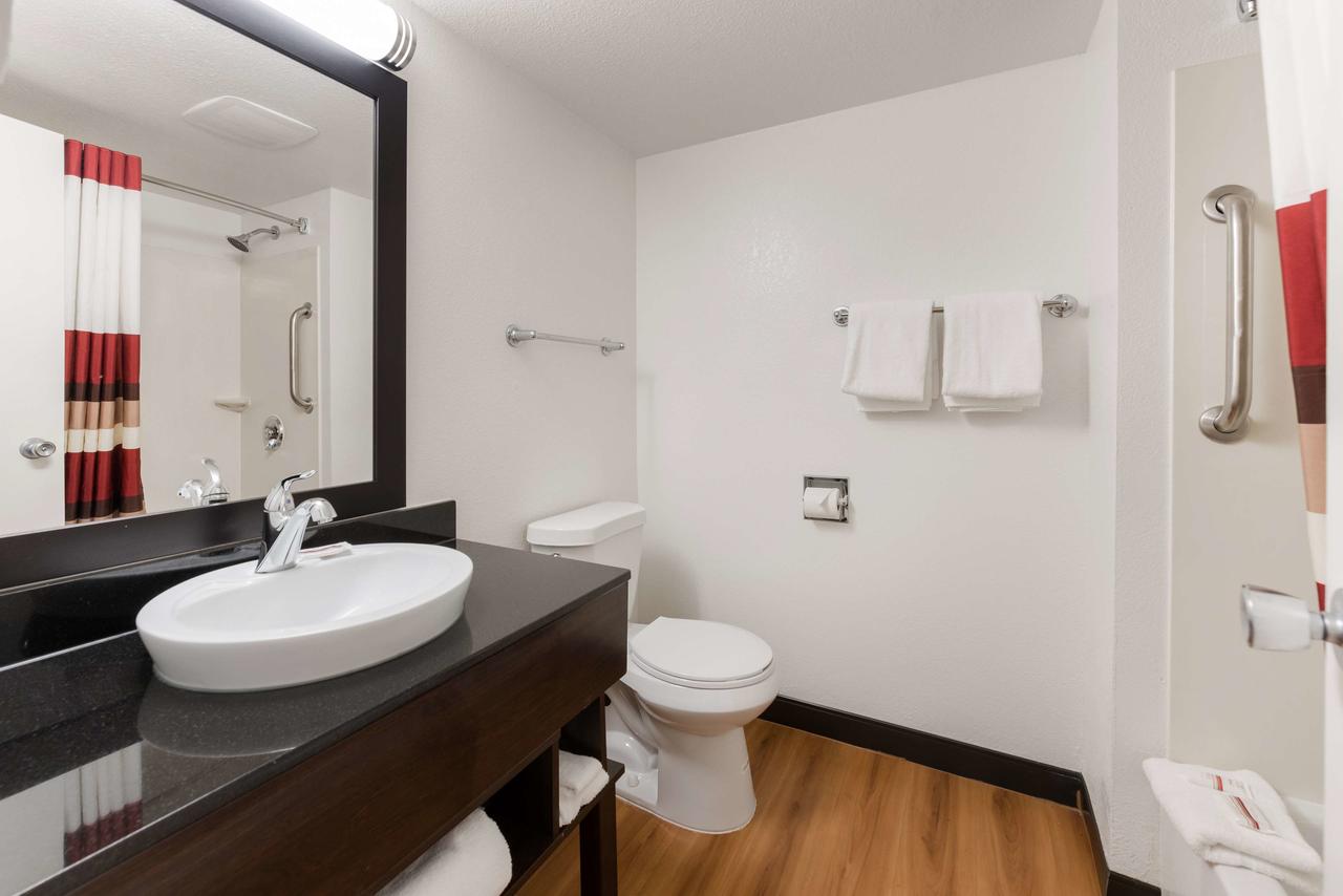 Red Roof Inn PLUS+ Columbus - Worthington - thumb 5