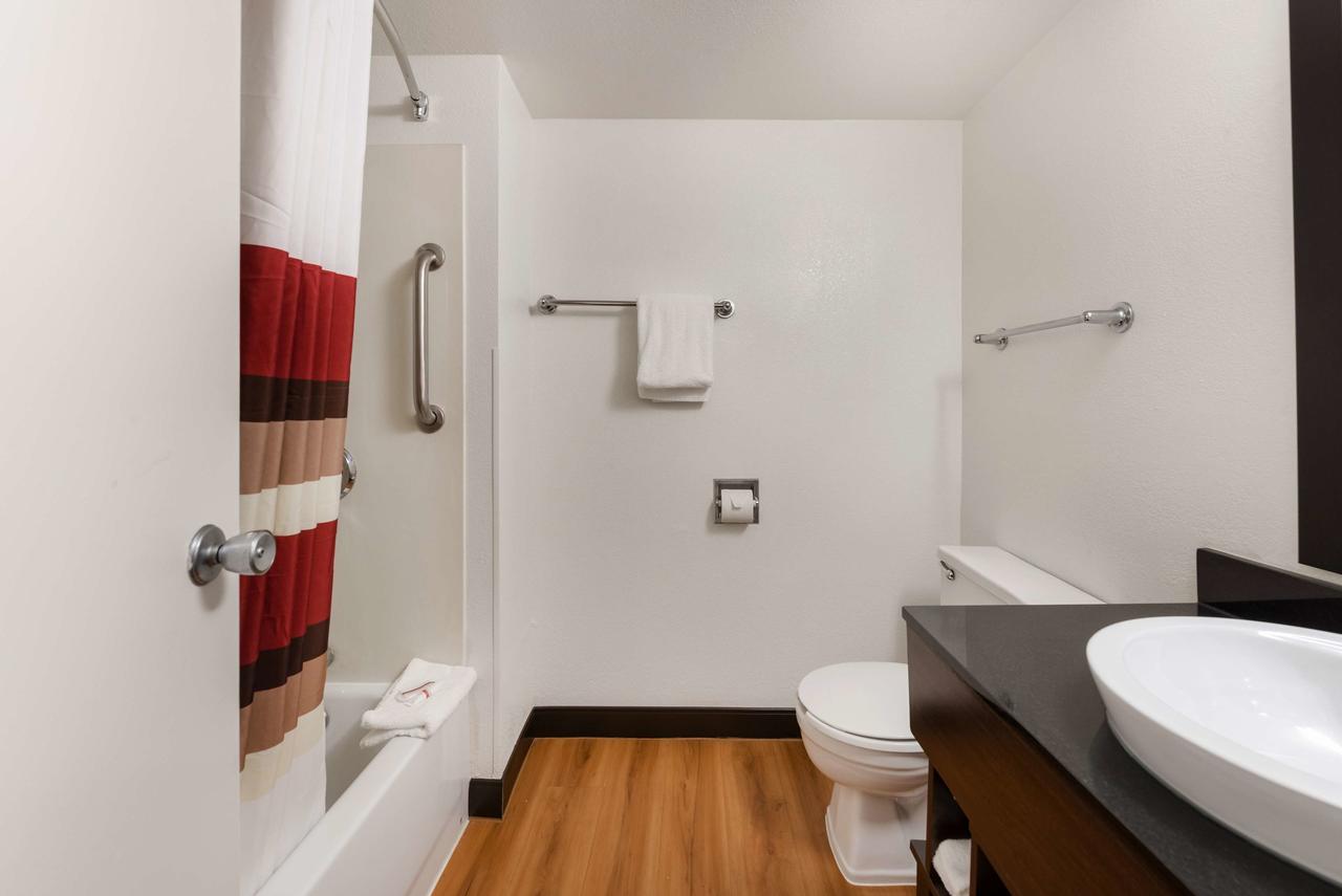Red Roof Inn PLUS+ Columbus - Worthington - thumb 12