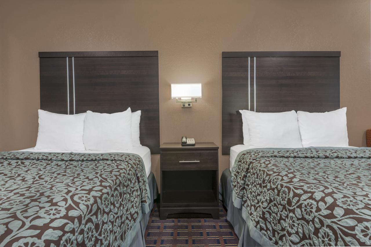 Days Inn By Wyndham Maumee/Toledo - thumb 18