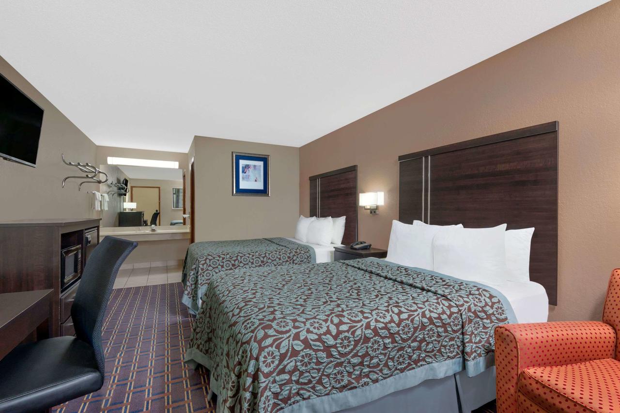 Days Inn By Wyndham Maumee/Toledo - thumb 31