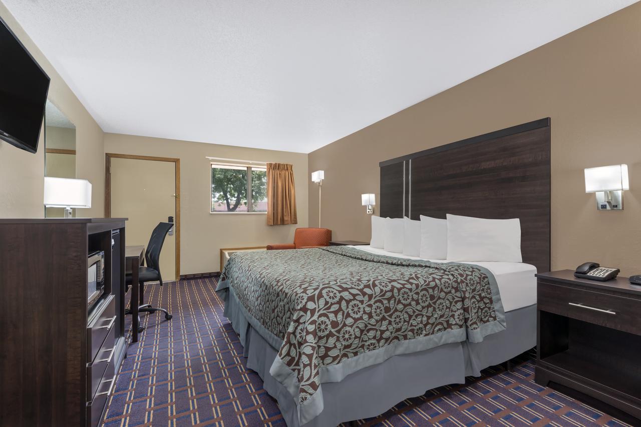 Days Inn By Wyndham Maumee/Toledo - thumb 19