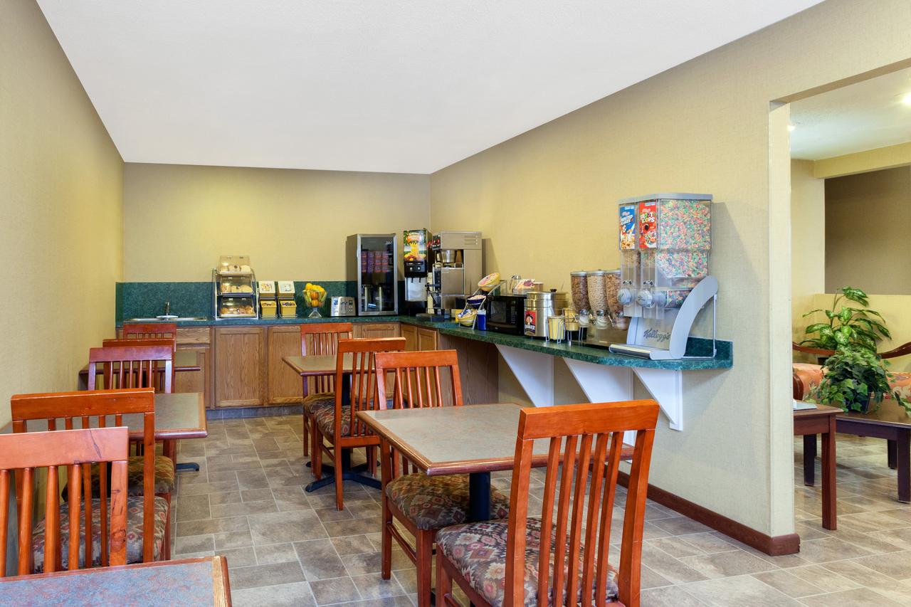 Days Inn By Wyndham Maumee/Toledo - thumb 16