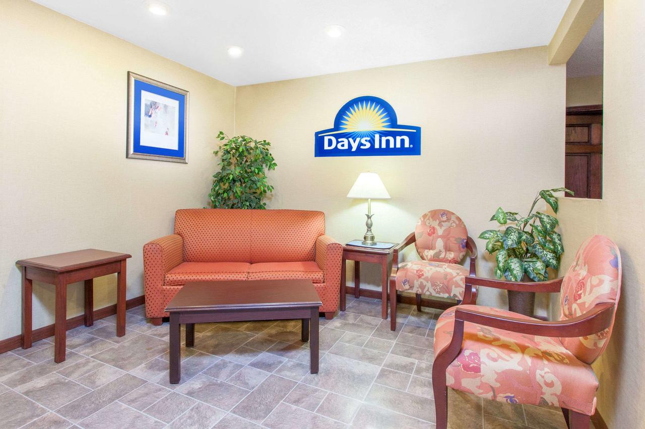 Days Inn By Wyndham Maumee/Toledo - thumb 29