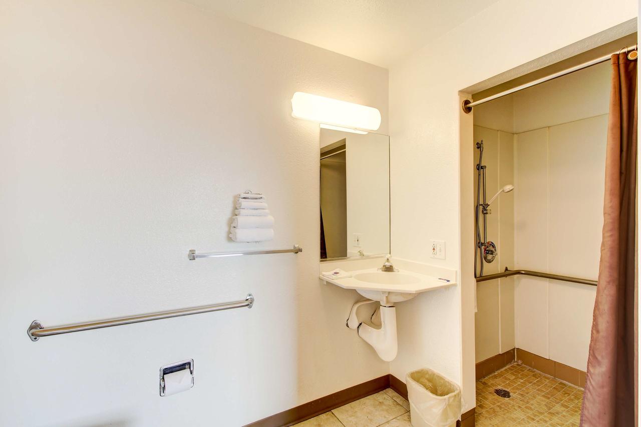 Motel 6 Cleveland West - Lorain - Amherst - thumb 11