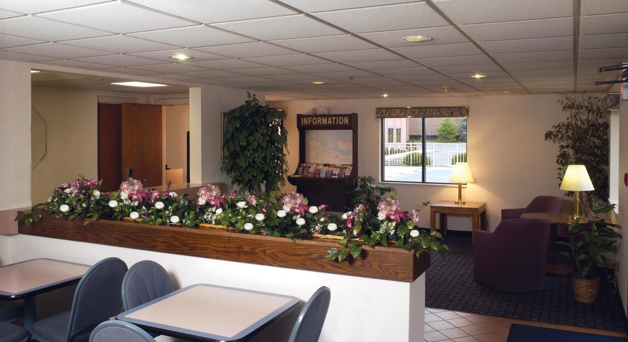 Best Budget Inn Sandusky - thumb 20