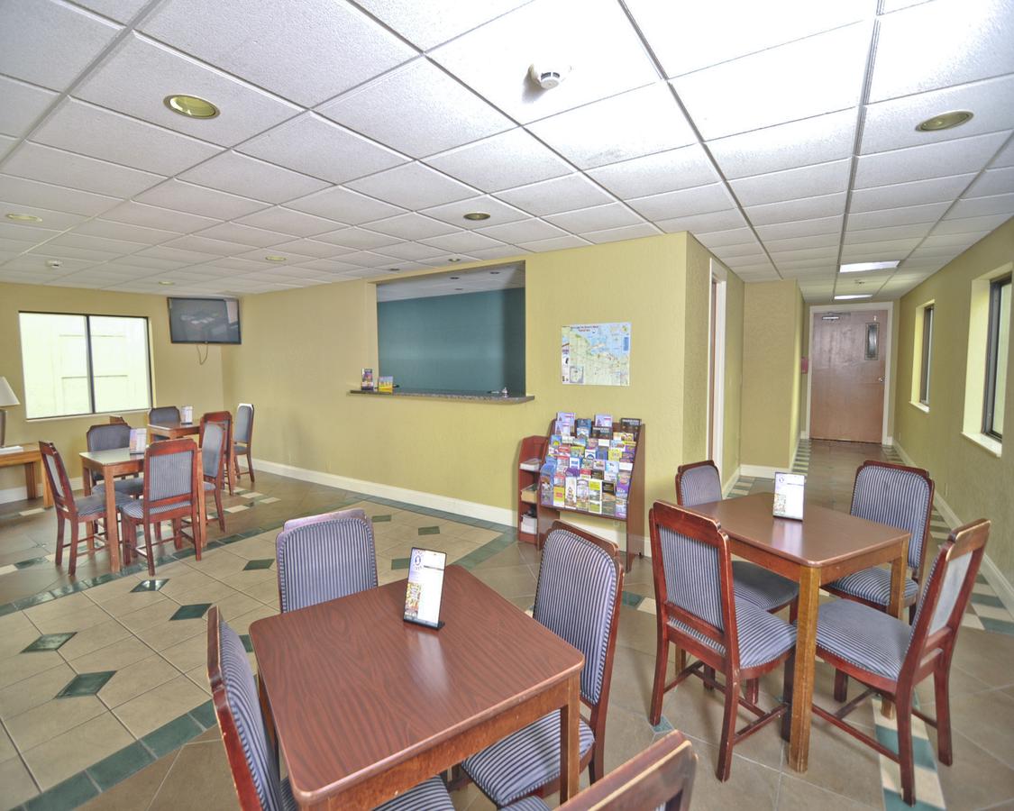 Best Budget Inn Sandusky - thumb 17