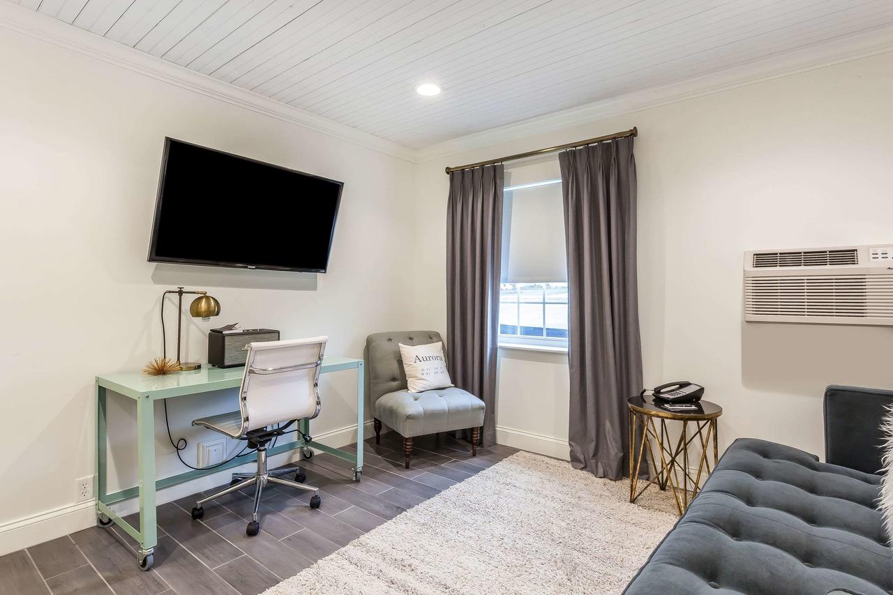 Aurora Inn Hotel And Event Center, Ascend Hotel Collection Member Aurora - thumb 12