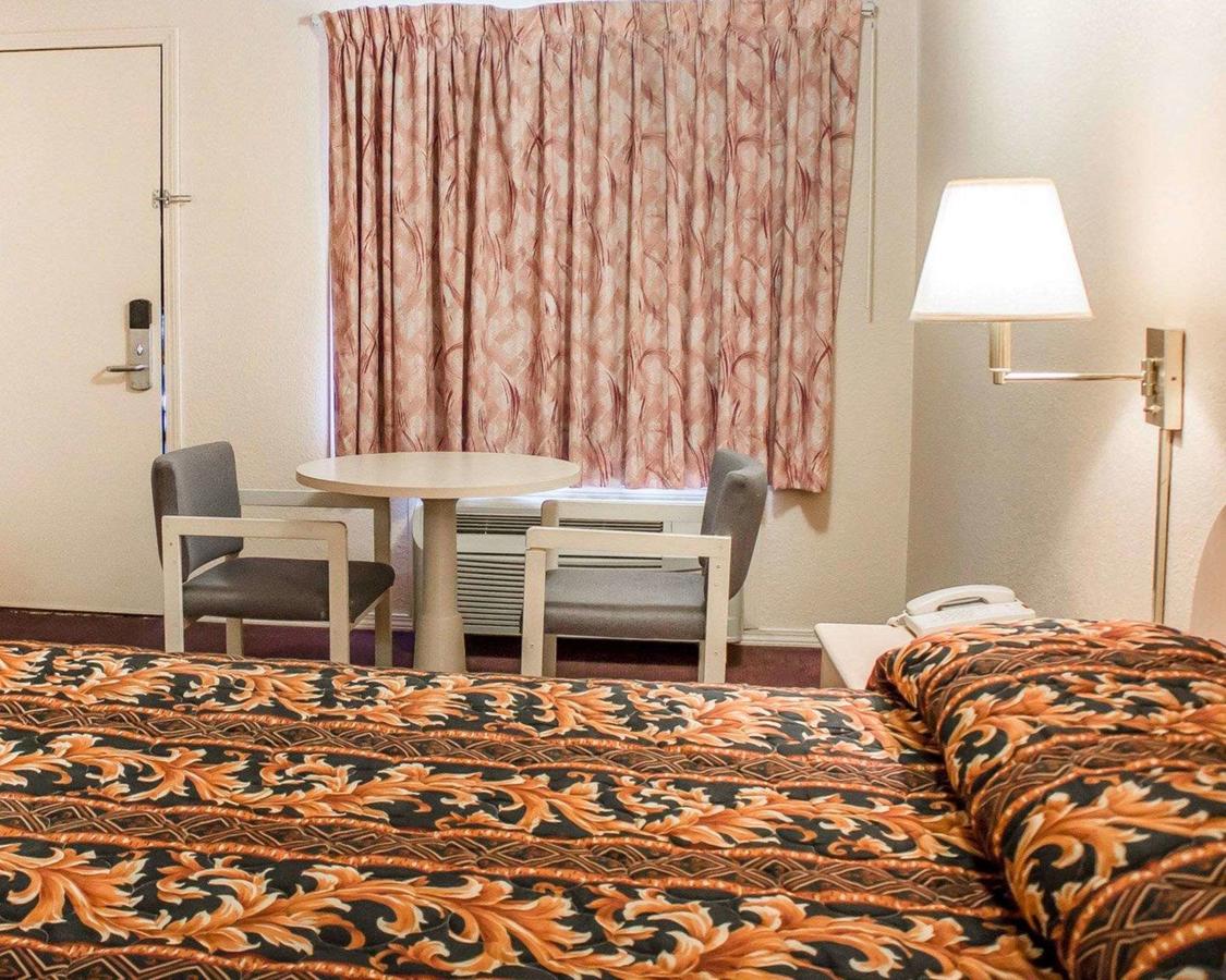 Rodeway Inn Findlay - thumb 16