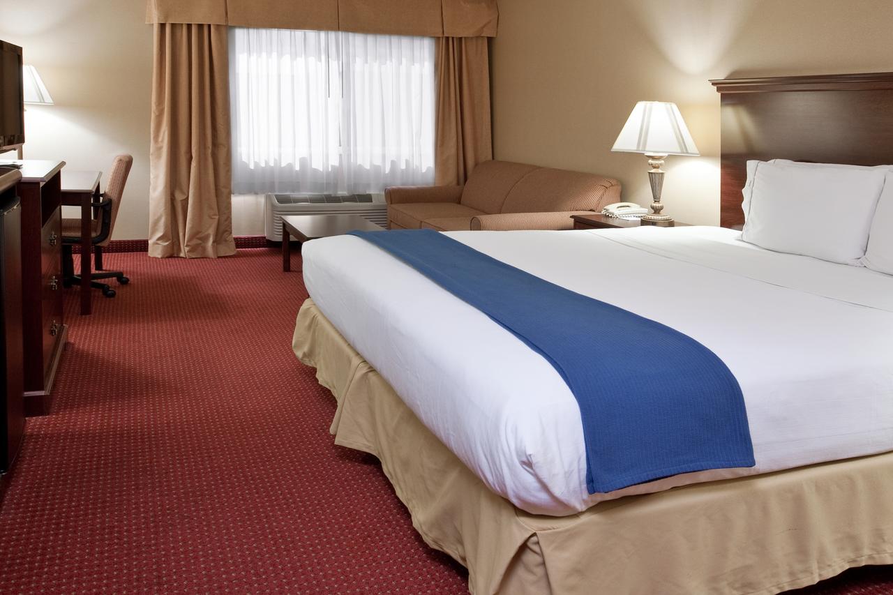 Holiday Inn Express Mt. Vernon - thumb 9