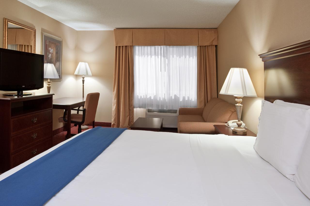Holiday Inn Express Mt. Vernon - thumb 11