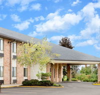 Baymont by Wyndham Zanesville - Accommodation Ohio