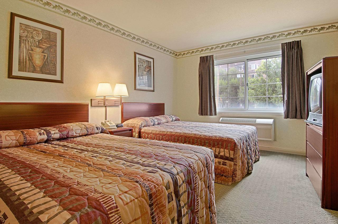 Days Inn By Wyndham Cleveland Lakewood - thumb 21