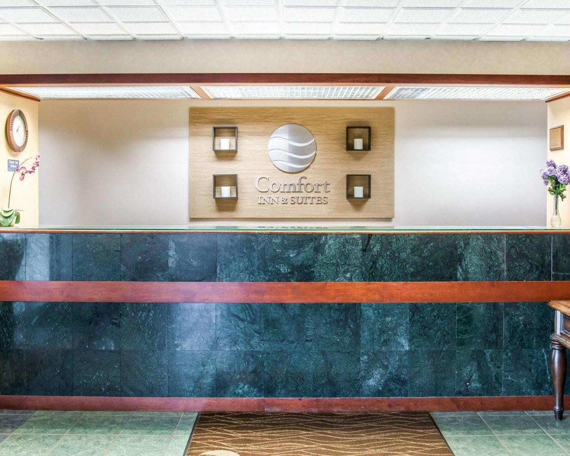 Comfort Inn & Suites Maumee - Toledo - I80-90 - thumb 11