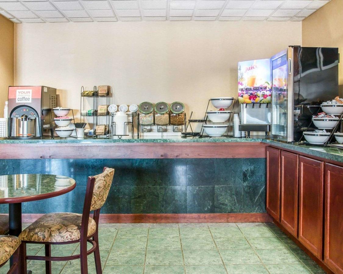 Comfort Inn & Suites Maumee - Toledo - I80-90 - thumb 24