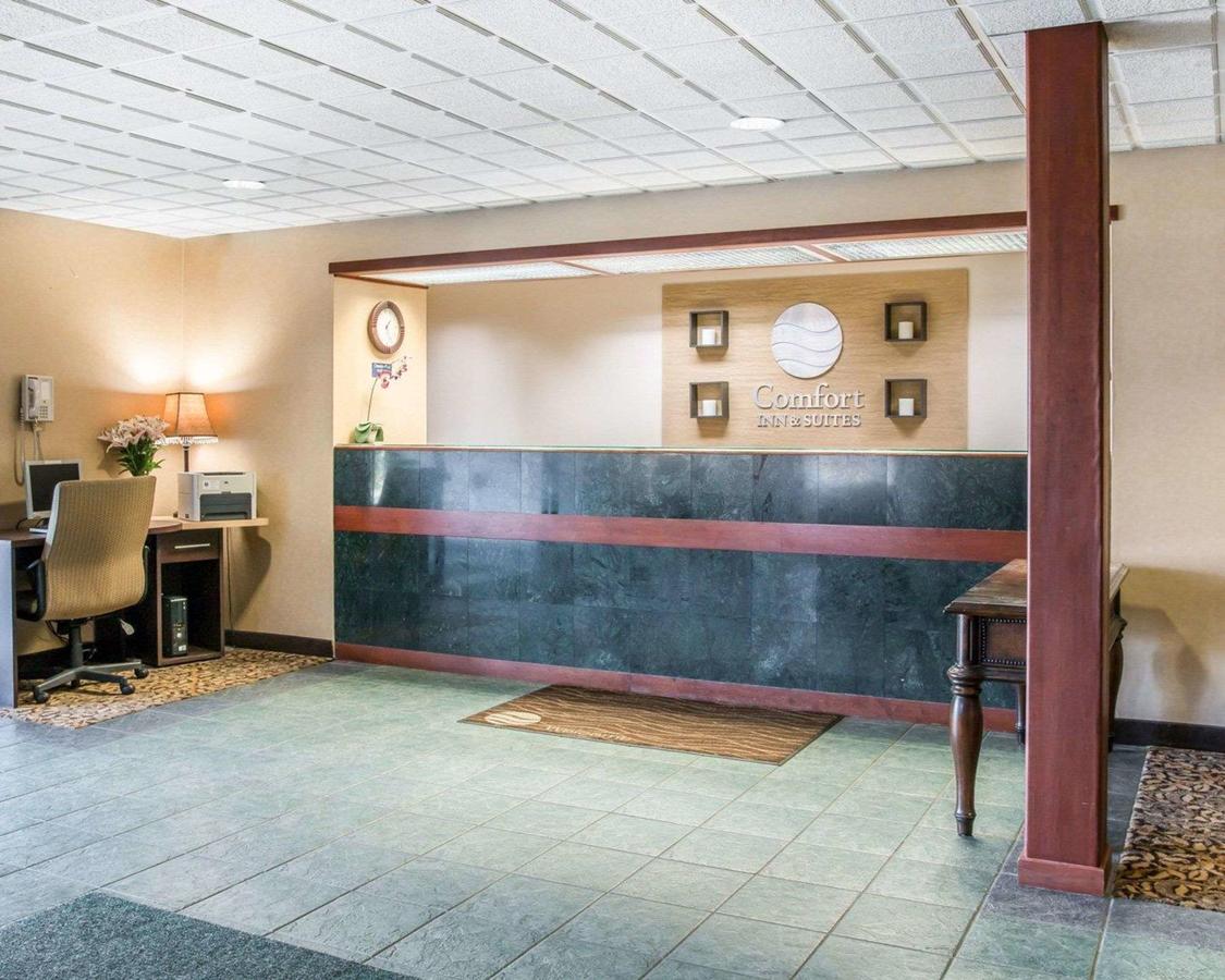Comfort Inn & Suites Maumee - Toledo - I80-90 - thumb 8