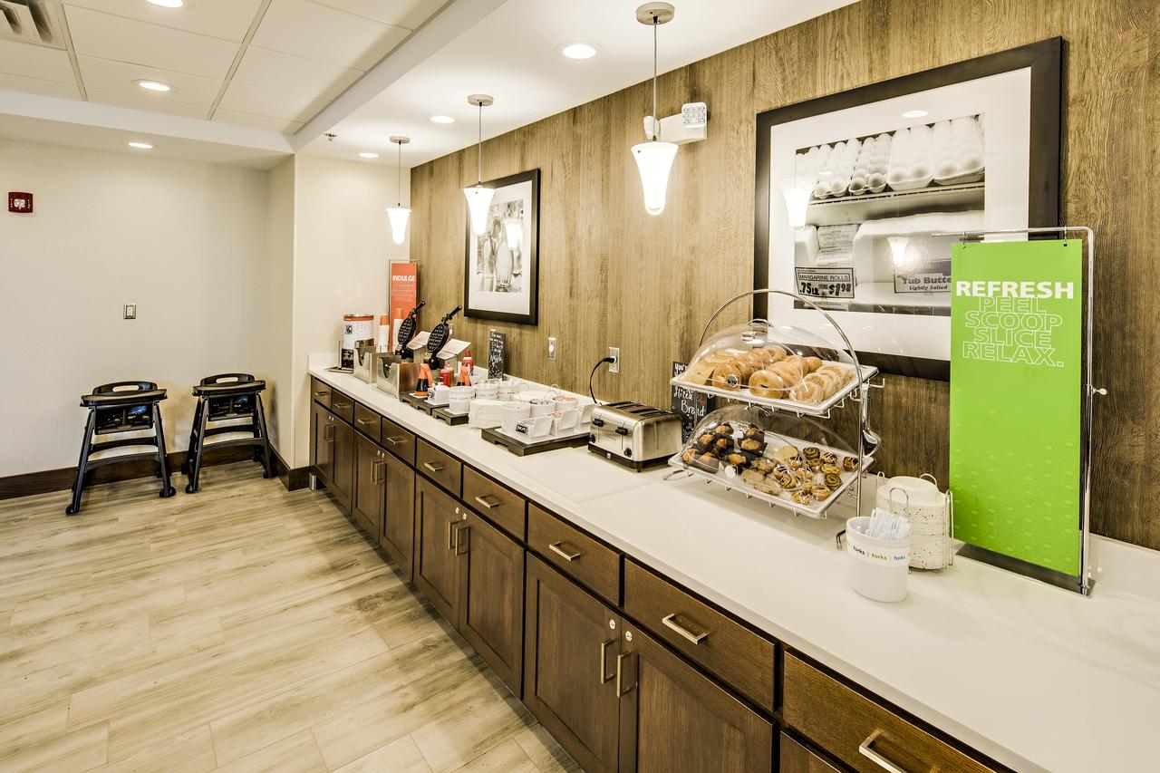 Hampton Inn Suites Ashland, Ohio - thumb 20