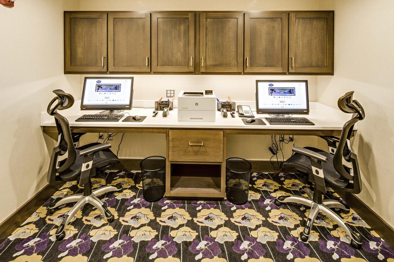 Hampton Inn Suites Ashland, Ohio - thumb 18