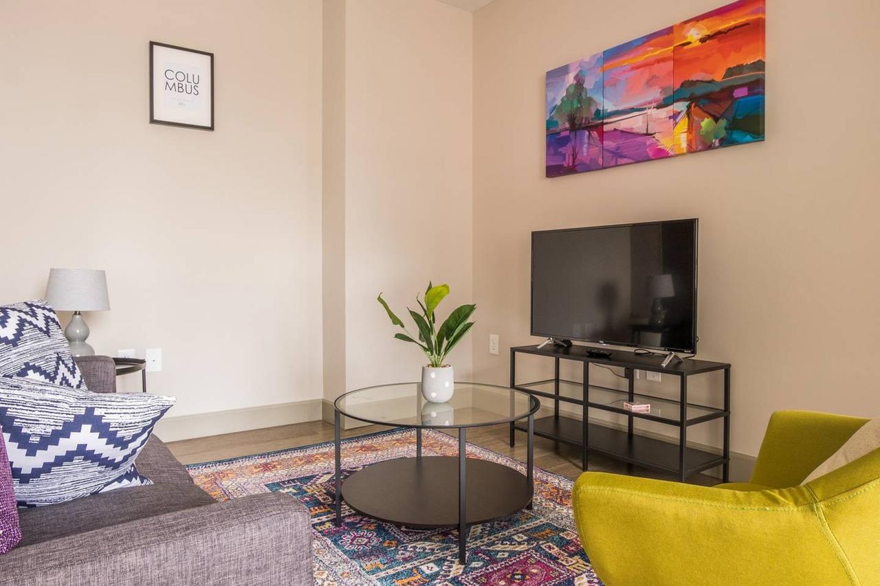 Historic Beauty - 2br W/ Parking - Walk To Scioto - thumb 8