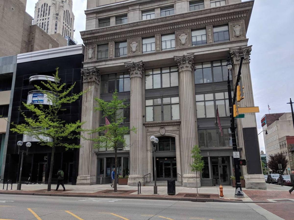 Historic Beauty - 2br W/ Parking - Walk To Scioto - thumb 20
