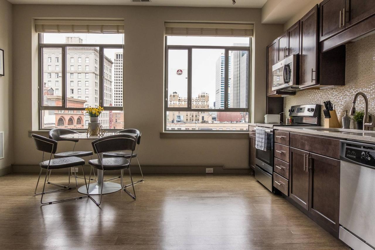 Historic Beauty - 2br W/ Parking - Walk To Scioto - thumb 4