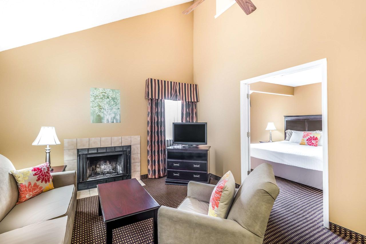 Hawthorn Suites Dayton North - thumb 11