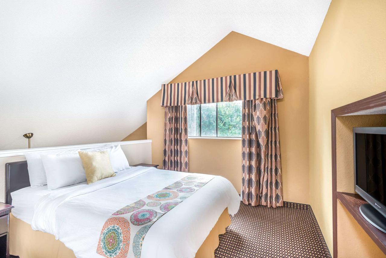 Hawthorn Suites Dayton North - thumb 20