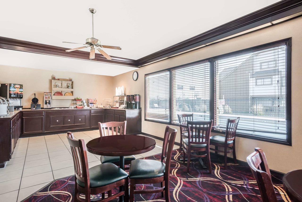 Hawthorn Suites Dayton North - thumb 15
