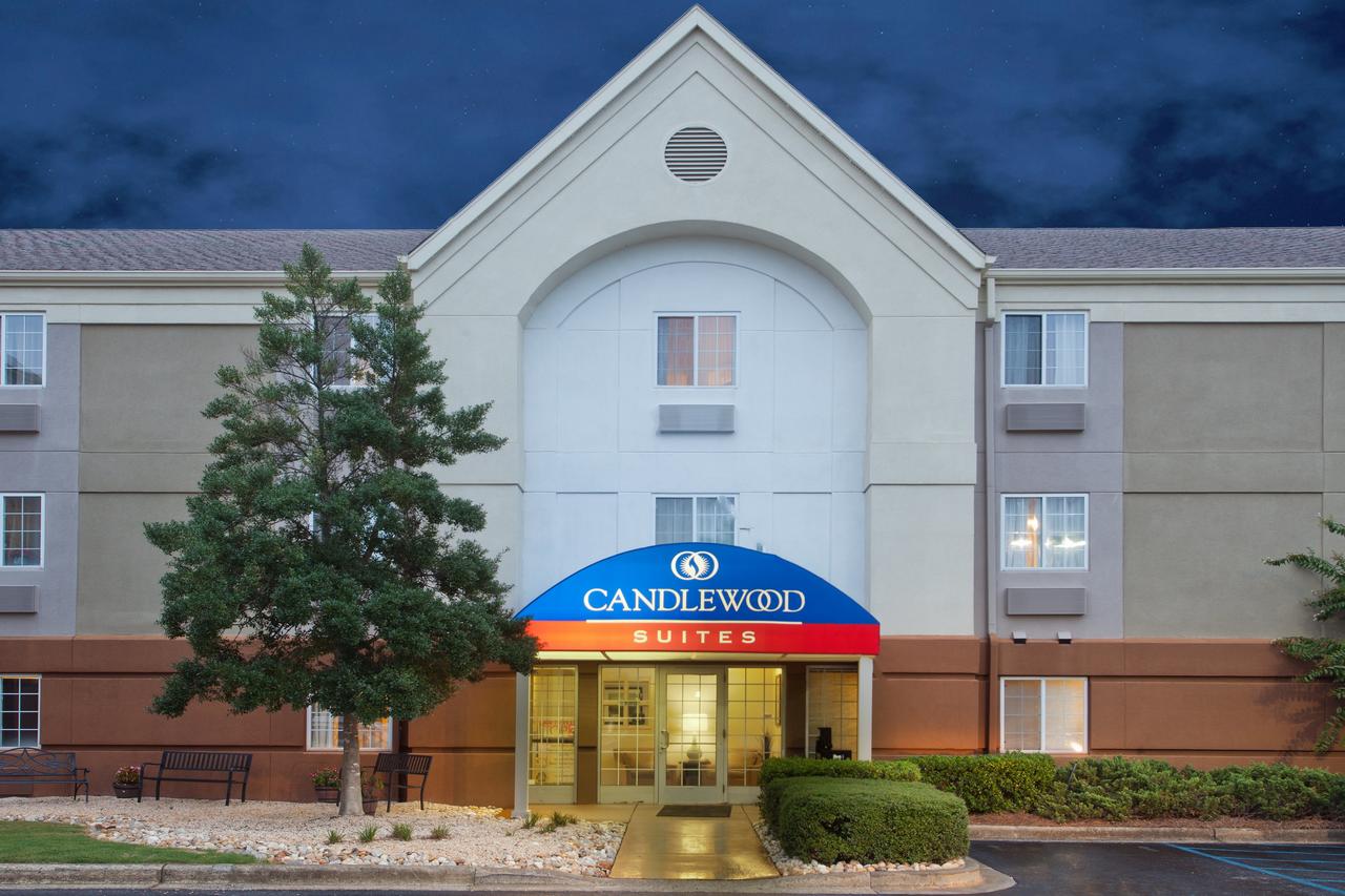 Candlewood Suites Cleveland - North Olmsted - thumb 28
