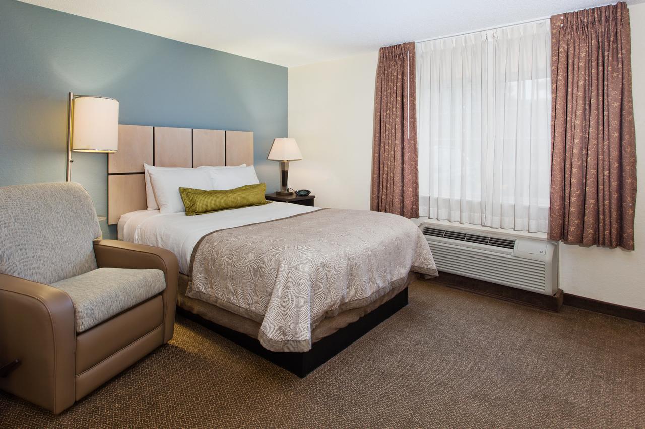 Candlewood Suites Cleveland - North Olmsted - thumb 20
