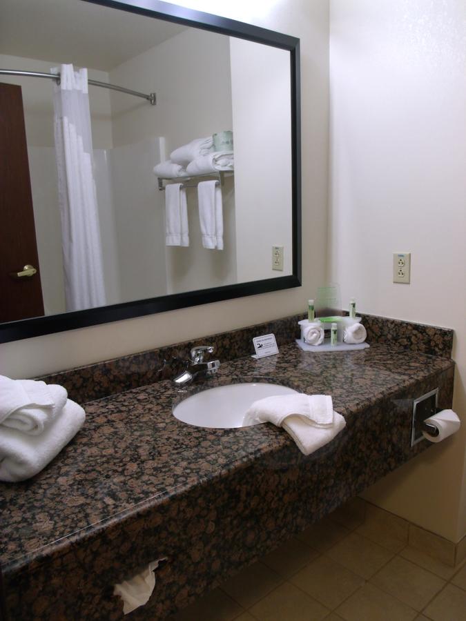Holiday Inn Express Hotel And Suites Marysville - thumb 35