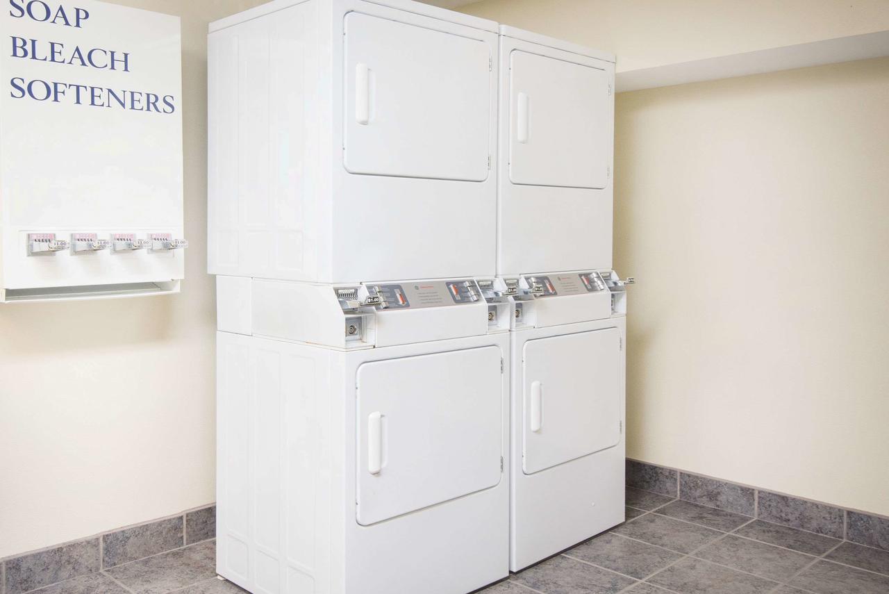 Days Inn By Wyndham Middleburg Heights - thumb 22