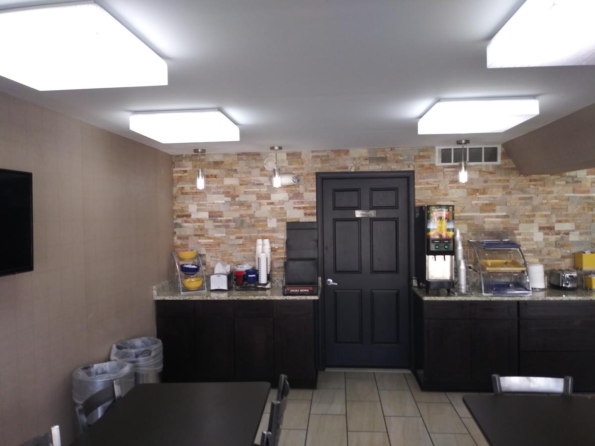 Days Inn By Wyndham Middleburg Heights - thumb 9