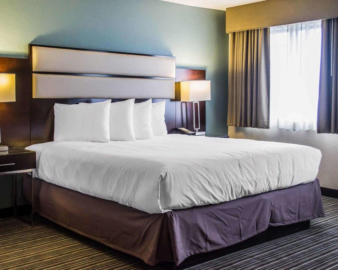 Quality Inn Streetsboro - thumb 31