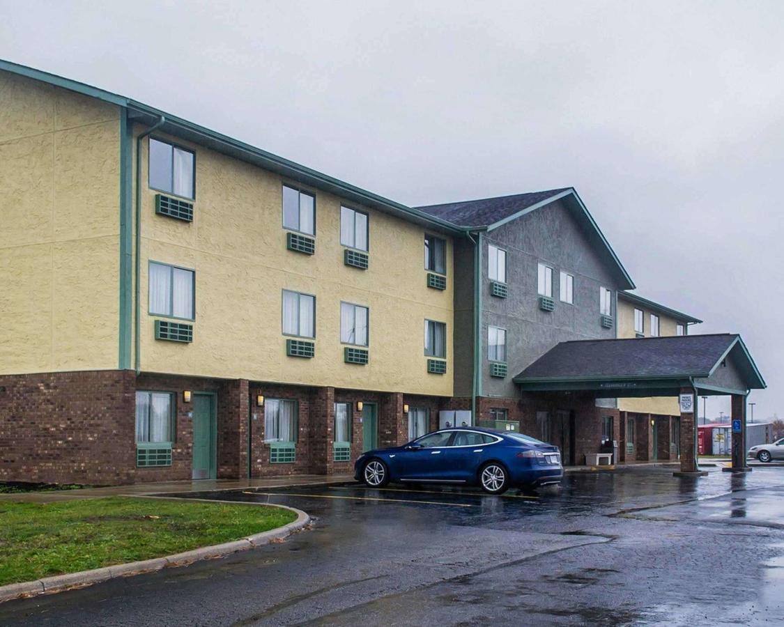 Quality Inn Streetsboro - thumb 0