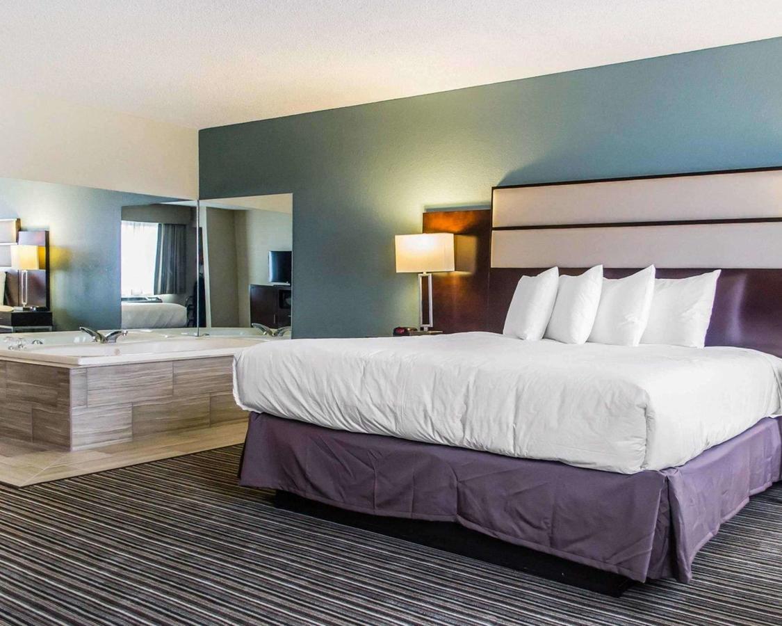 Quality Inn Streetsboro - thumb 12