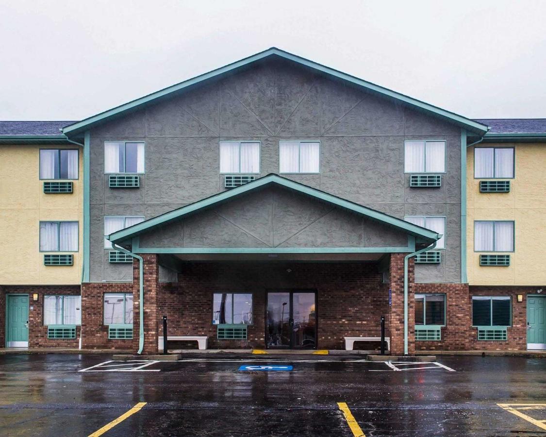 Quality Inn Streetsboro - thumb 22