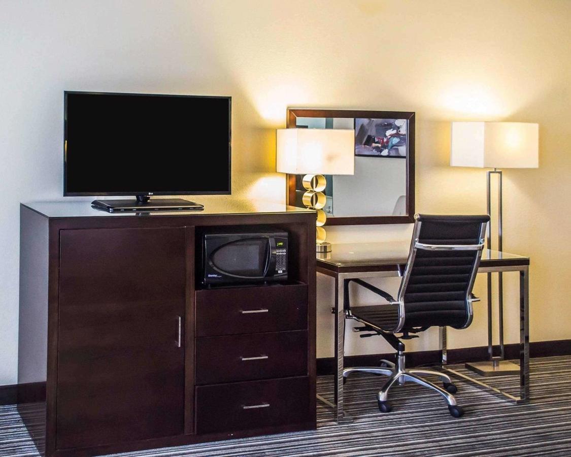 Quality Inn Streetsboro - thumb 19