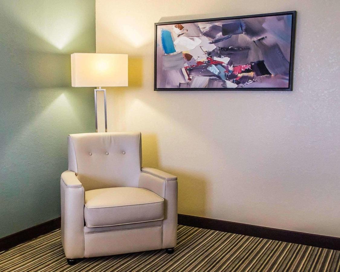 Quality Inn Streetsboro - thumb 24