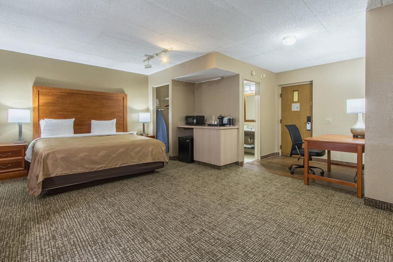 Quality Inn Wickliffe - Cleveland East - thumb 22