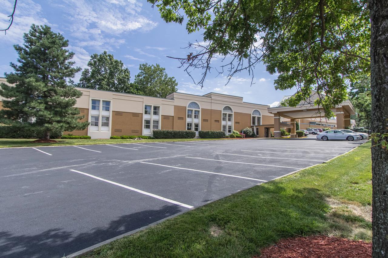 Quality Inn Wickliffe - Cleveland East - thumb 40