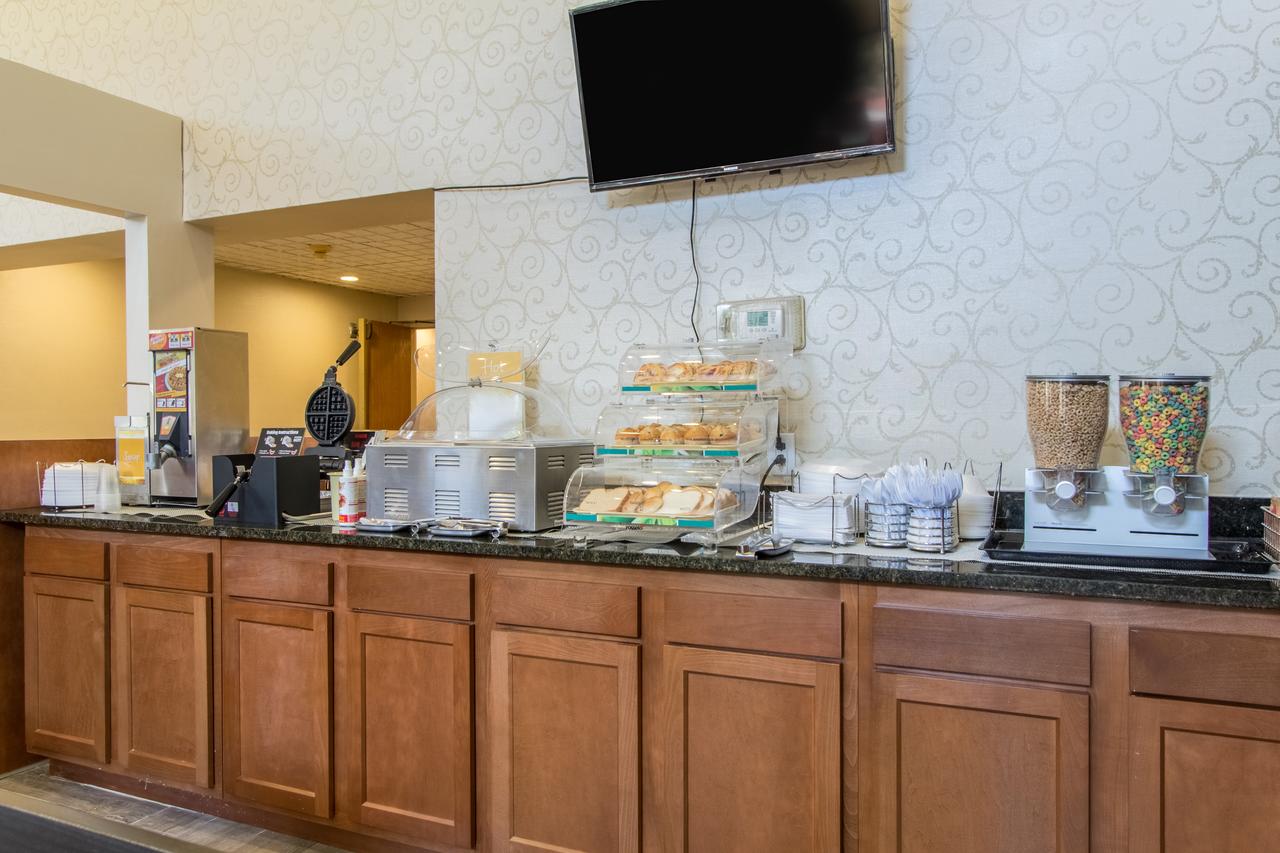 Quality Inn Wickliffe - Cleveland East - thumb 44