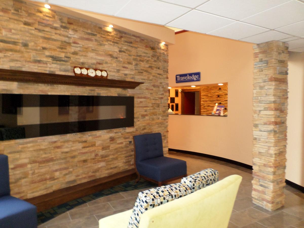Travelodge By Wyndham Cleveland Lakewood - thumb 4