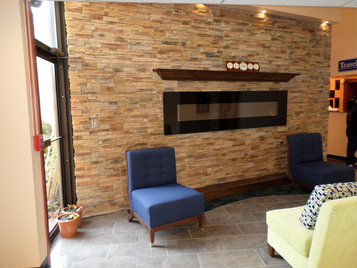 Travelodge By Wyndham Cleveland Lakewood - thumb 2