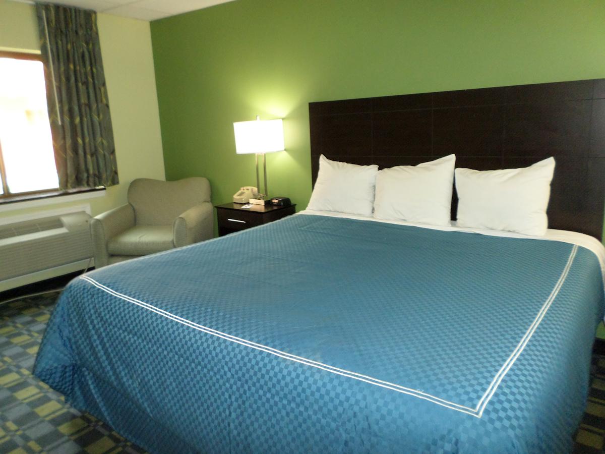 Travelodge By Wyndham Cleveland Lakewood - thumb 32