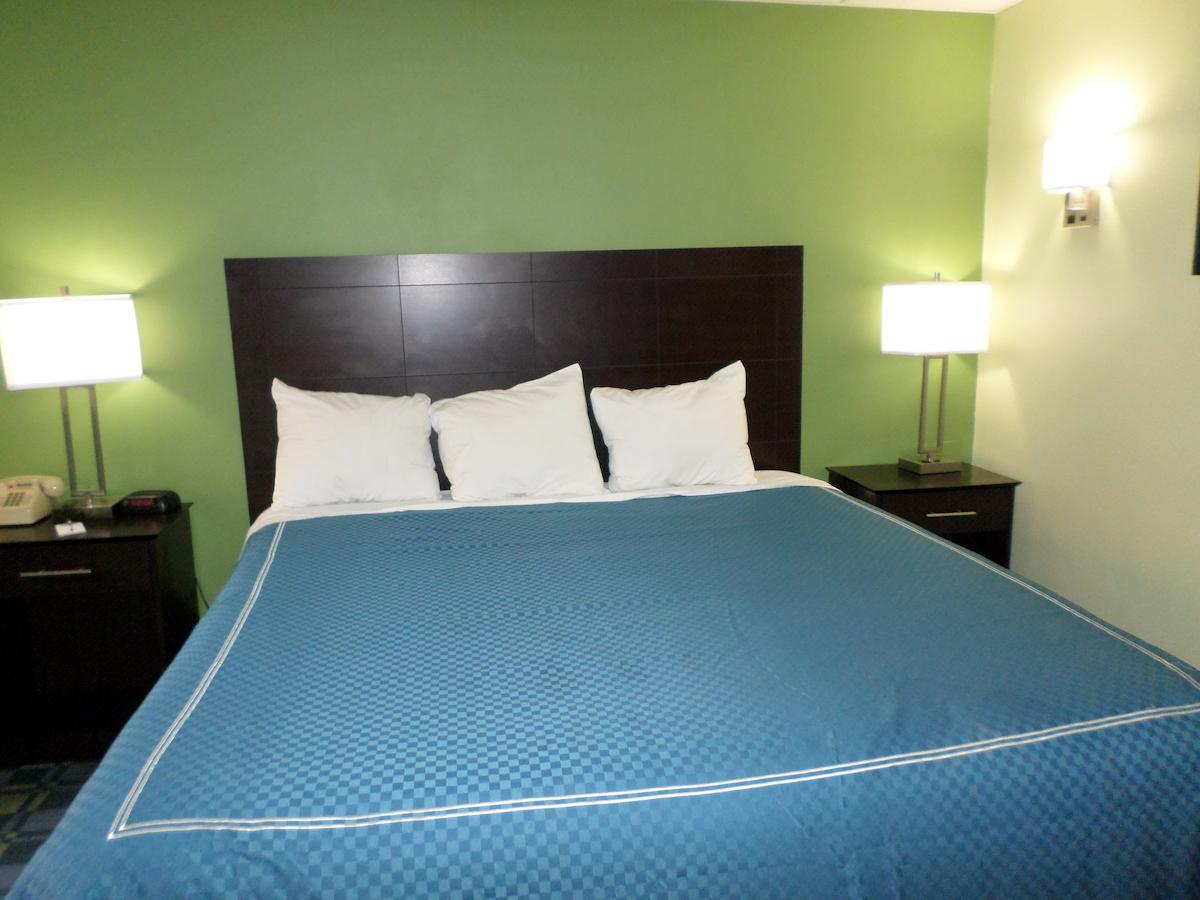 Travelodge By Wyndham Cleveland Lakewood - thumb 29