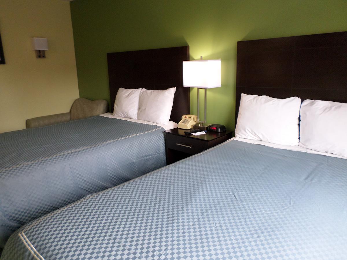 Travelodge By Wyndham Cleveland Lakewood - thumb 10