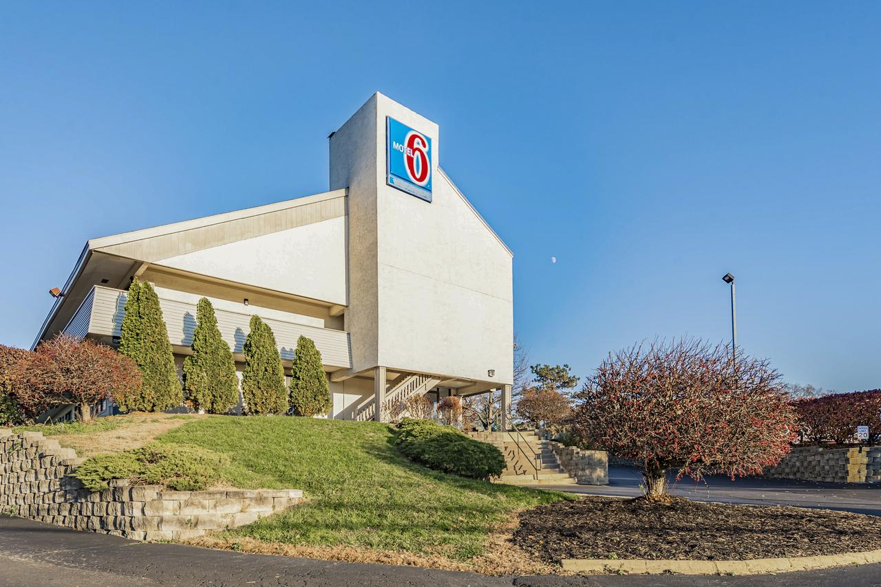 Motel 6 Cincinnati Central- Norwood - thumb 1