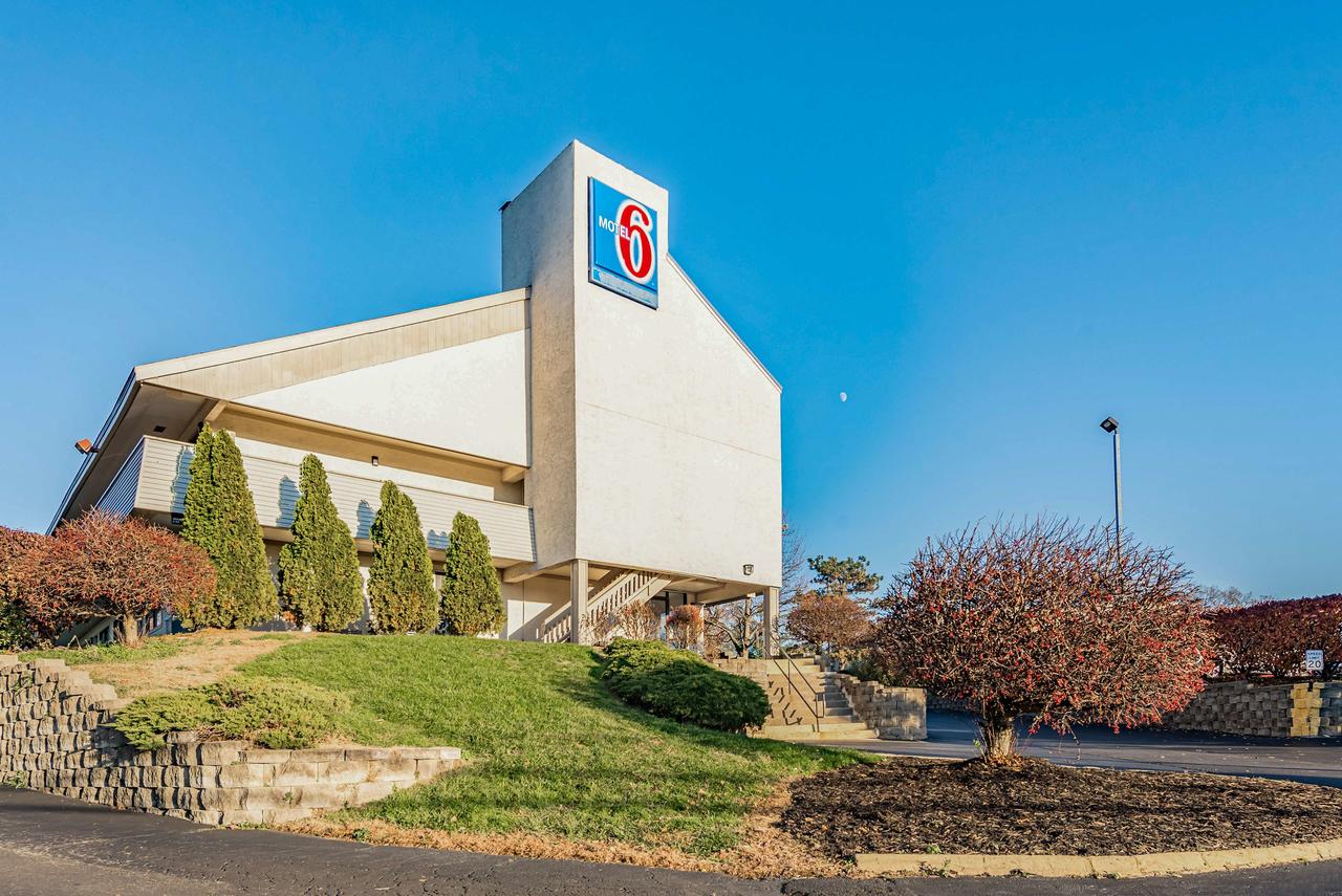 Motel 6 Cincinnati Central- Norwood - thumb 0