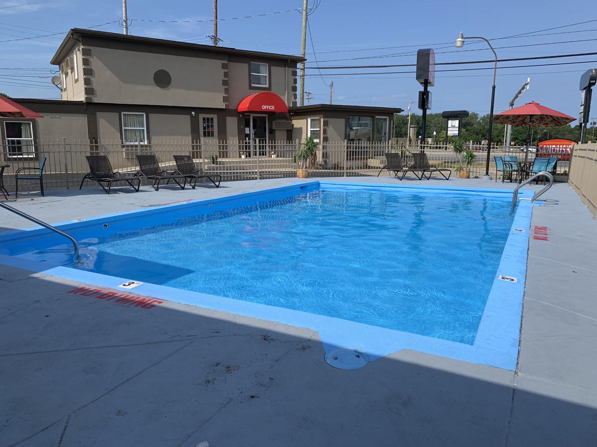 Sandusky Inn - thumb 4