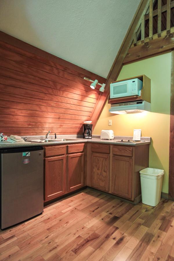 A-Frame #02 - Romantic Escape - Hocking Hills Cabin - thumb 4